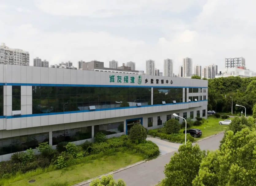 湖南誠友綠建項目定制了5.5KW變頻恒壓供水設(shè)備+5